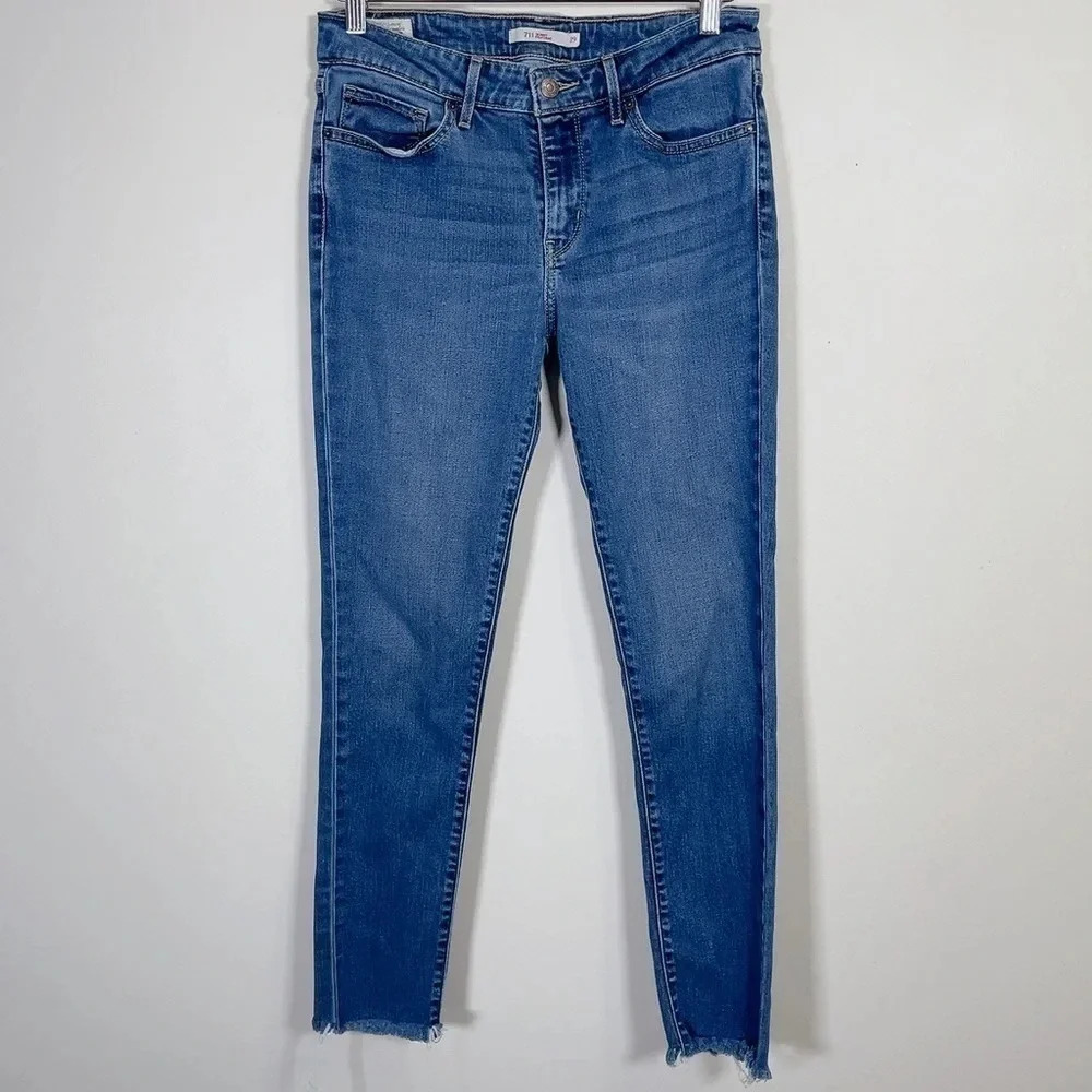 Levi's Premium  Skinny Frayed Hem Jeans - Picture 2 of 15